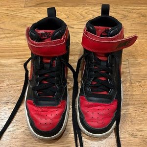 Nike court Borough mid 2